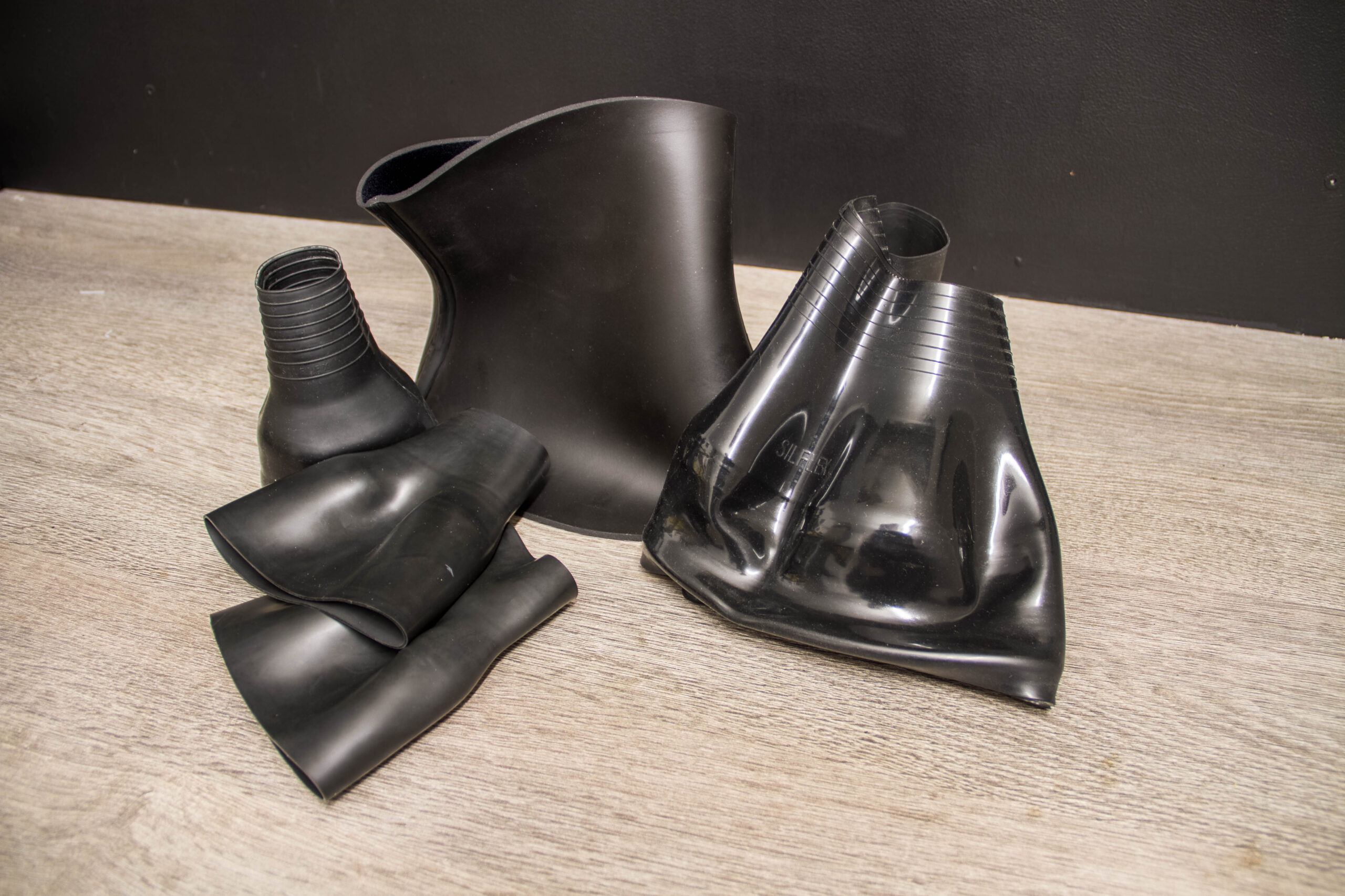 Manschetten Materialien Latex Neopren Silikon